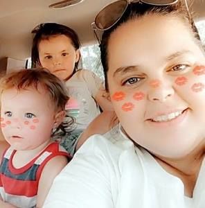 Meet your Posher, Nikki